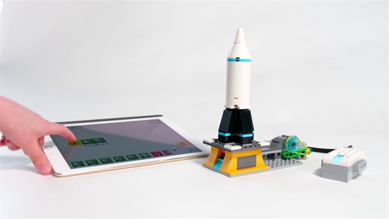 mission moon1.jpg